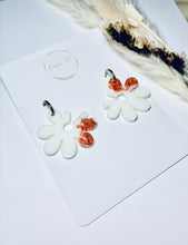 Load image into Gallery viewer, Resin Earring