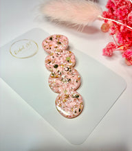 Load image into Gallery viewer, Hand poured Resin hair clips