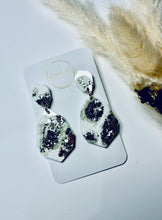 Load image into Gallery viewer, Resin Earring
