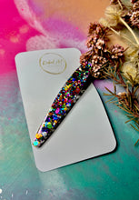 Load image into Gallery viewer, Hand poured Resin hair clips