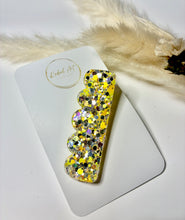 Load image into Gallery viewer, Hand poured Resin hair clips