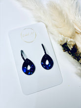 Load image into Gallery viewer, Resin Earrings