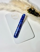 Load image into Gallery viewer, Hand poured Resin hair clips